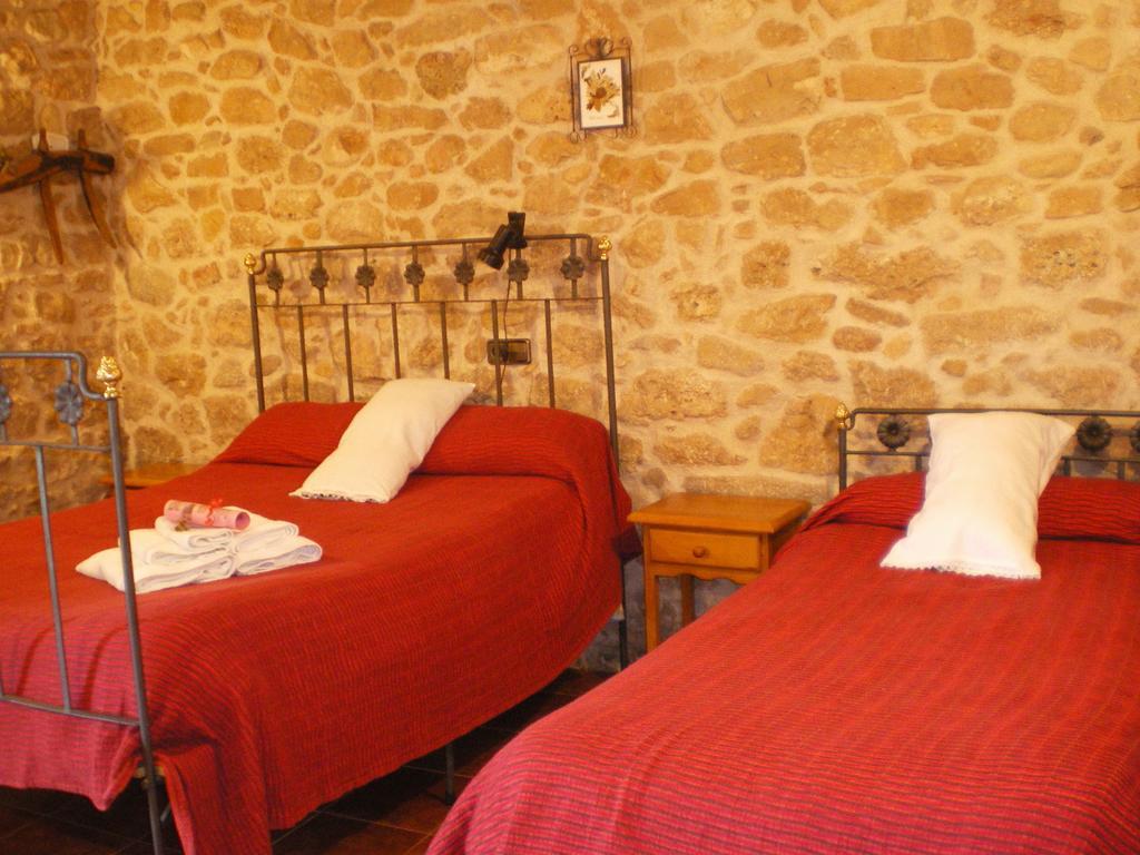 Masia Del Aragones Peñarroya de Tastavins Стая снимка