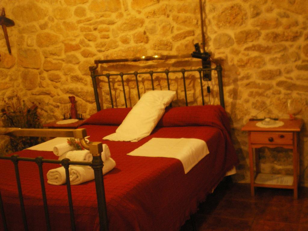 Masia Del Aragones Peñarroya de Tastavins Стая снимка